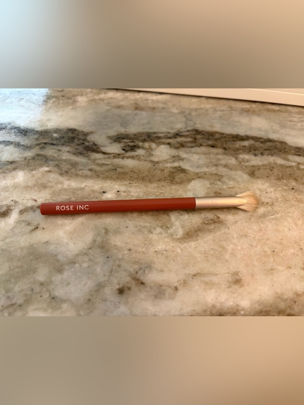 Rose Inc eyeshadow brush (barely used)